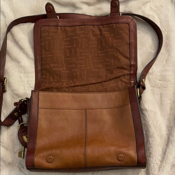 Fossil Vintage Brown Leather Satchel - Picture 2 of 9